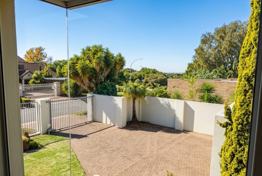 4 Bedroom Property for Sale in Heuwelsig Free State